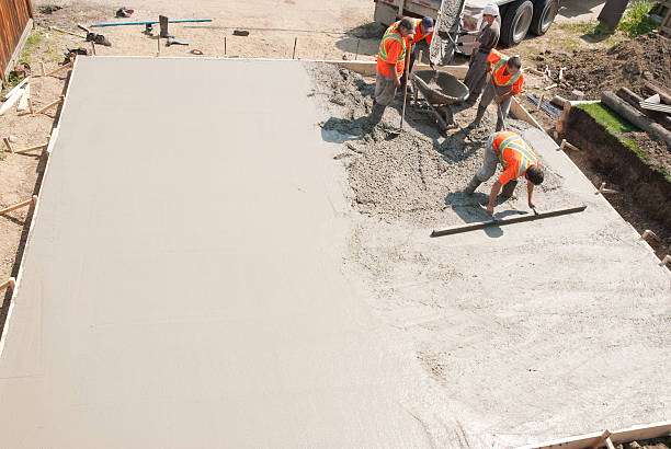 Best Commercial Concrete Services in Lake Montezuma, AZ